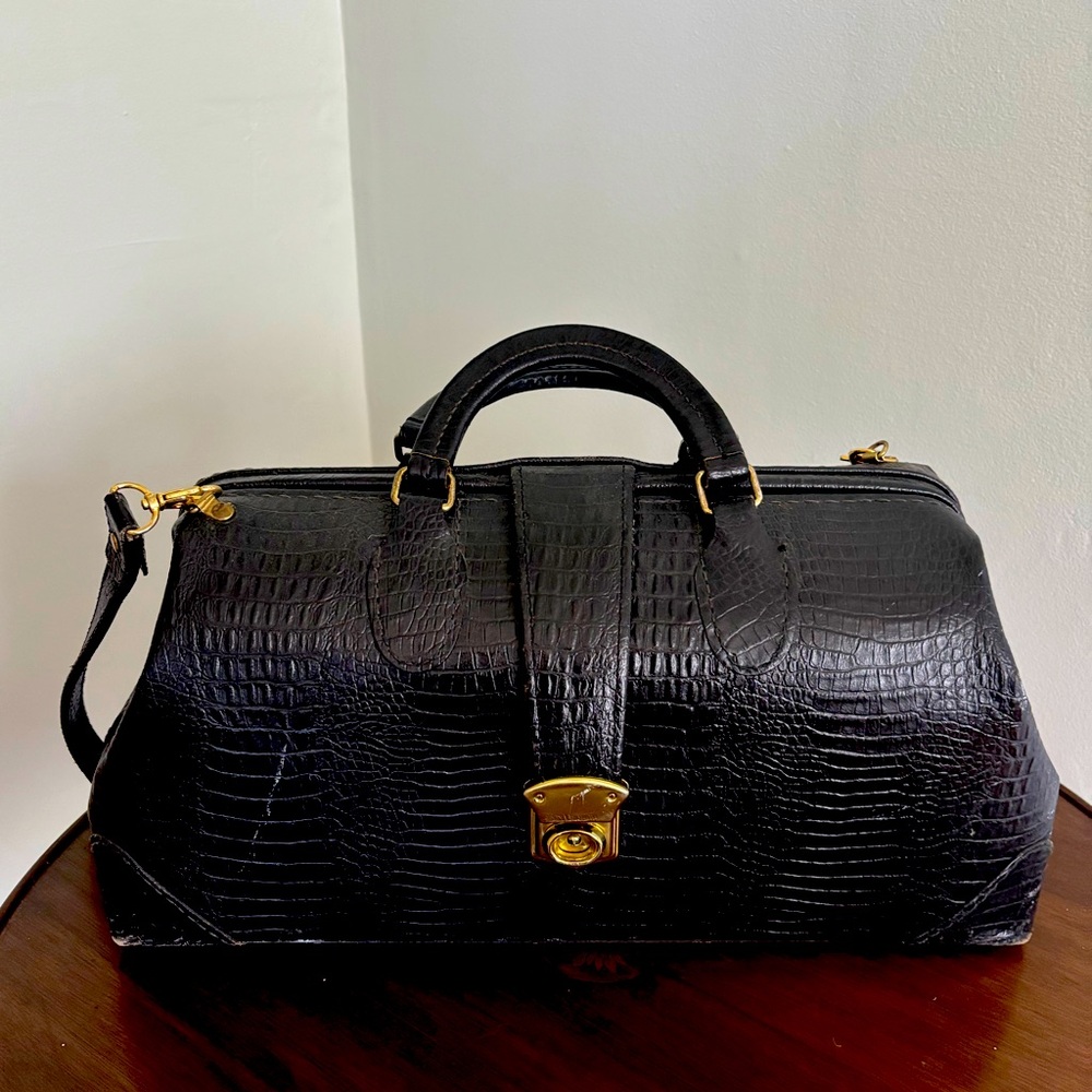 GENUINE LEATHER doctor bag